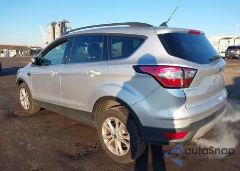 2018 Ford Escape Se from USA, damaged, VIN 1FMCU9GD1JUD40262